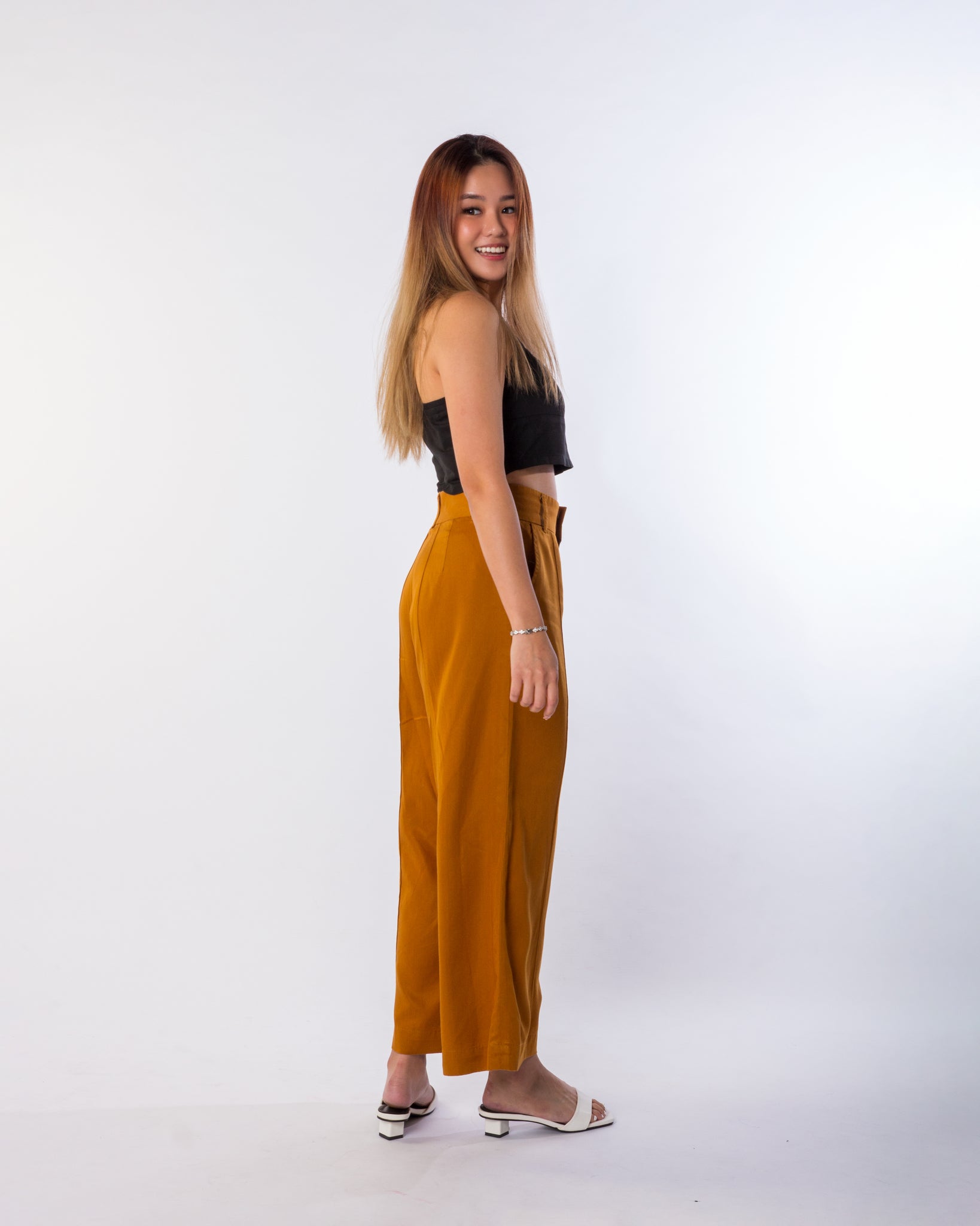 flared-pants-for-women